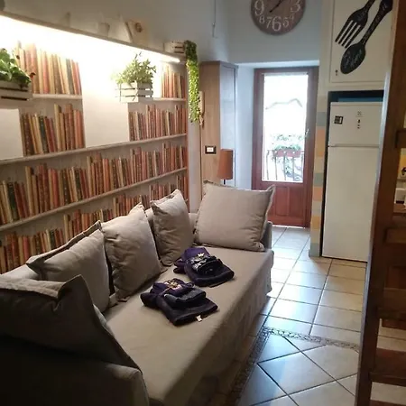Lory's Near Rome, Giubileo 2025 Holiday home Nettuno